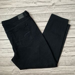 American Eagle black jeans with moderate stretch